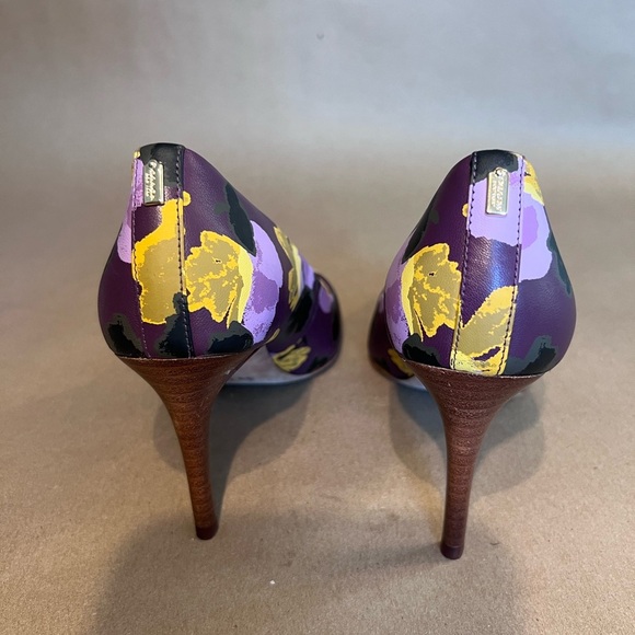 Coach Smith 100% Genuine Leather Purple Floral Pointed Toe Heels Women’s US 7 B - Picture 4 of 11